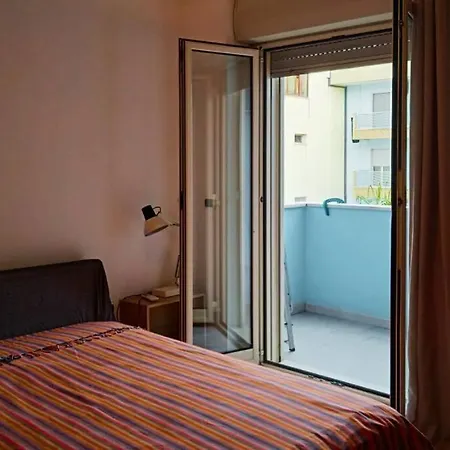 Casa Flora A Due Passi Dal Mare