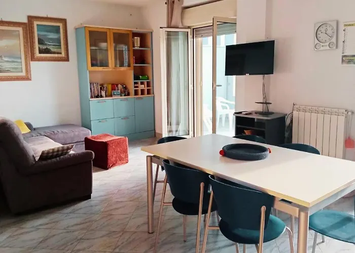 Casa Flora A Due Passi Dal Mare Giovinazzo